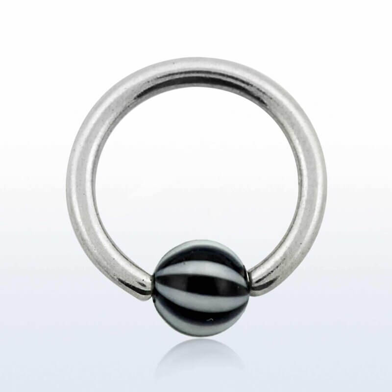 Piercingring med Randig Kula i Akryl