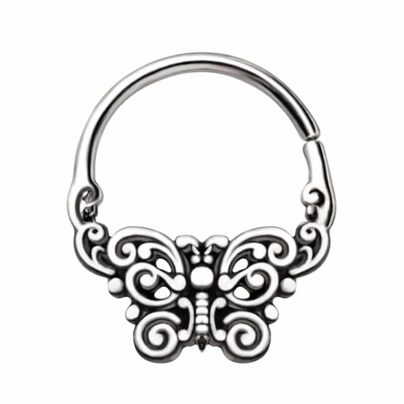 Septumpiercing med Fjäril