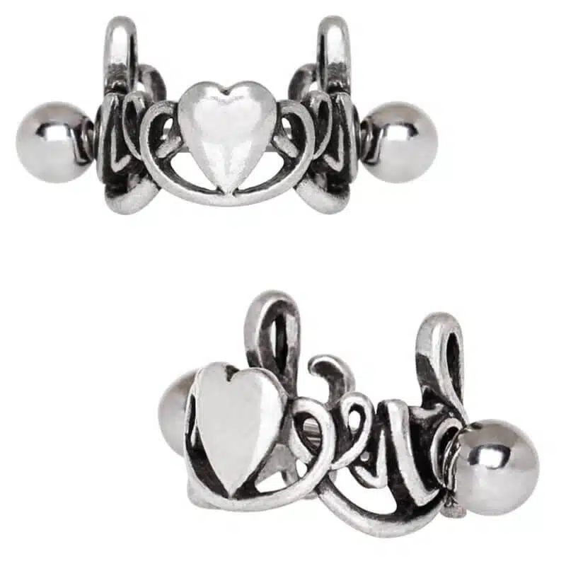 LOVE Snirklad Ear-Cuff med hjärtan