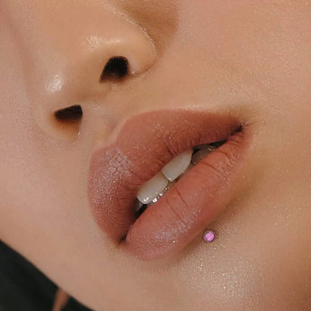 Illuminating Stone Top Bio Flex Studs for Labret, Monroe, Ear Cartilage - Bild 7